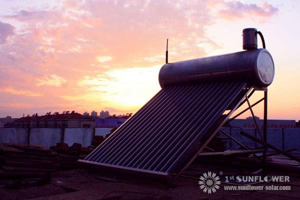 Non-pressure Solar Water Heater