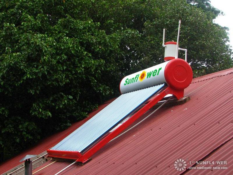 Riscaldatore di acqua solare